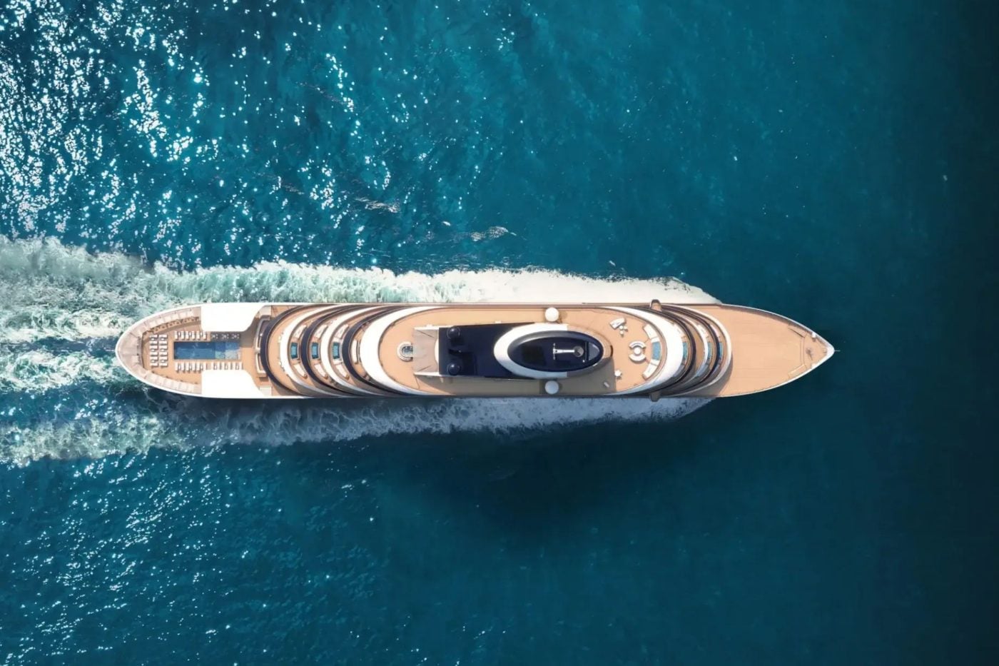 Four Seasons Super yacht