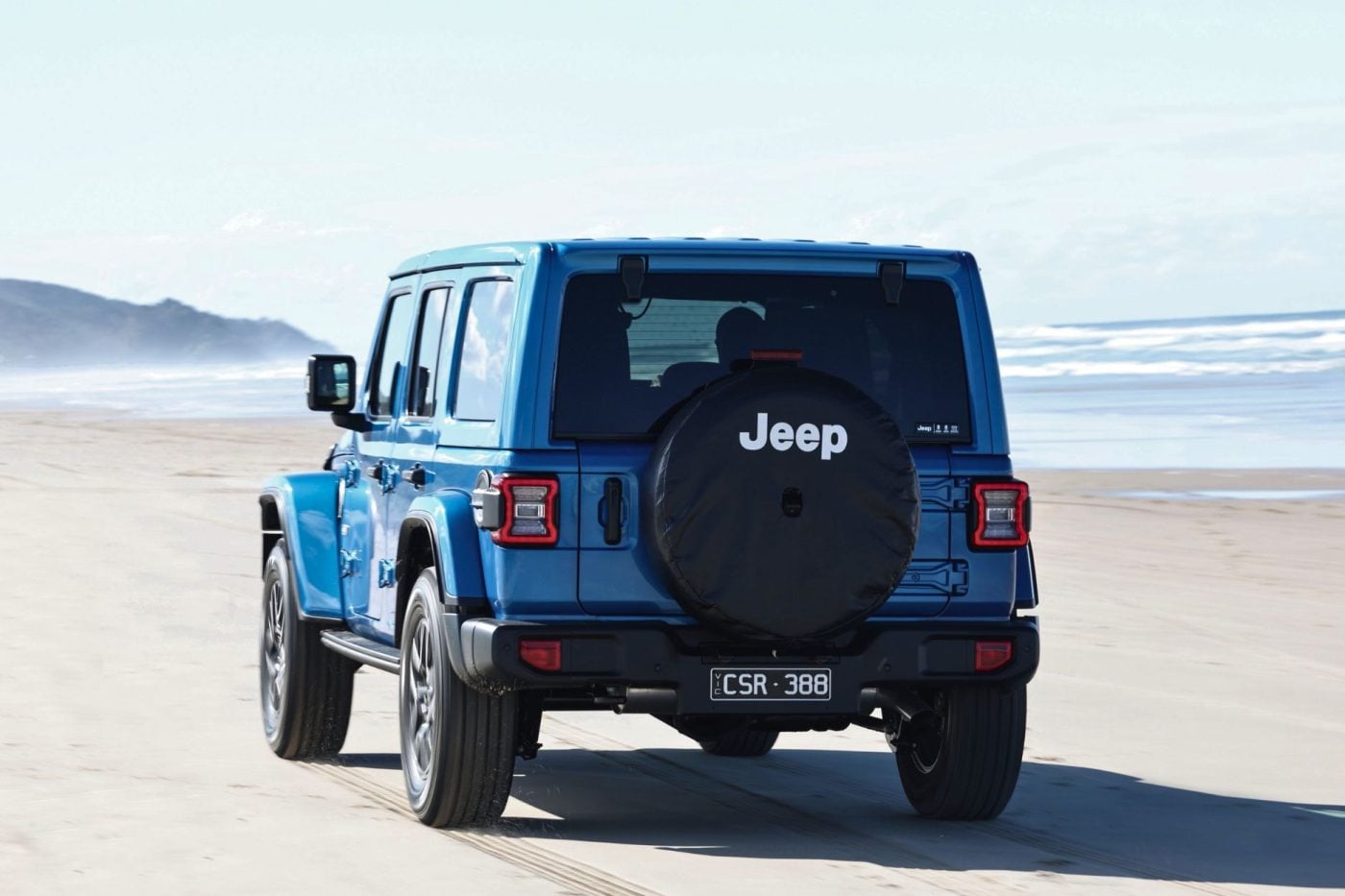 Jeep Wrangler Overland Off-Road
