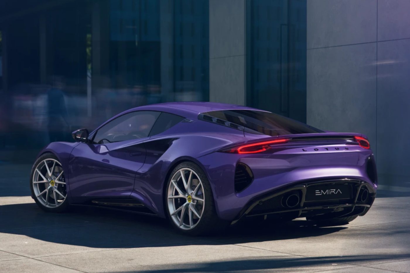 Lotus Emira Turbo SE