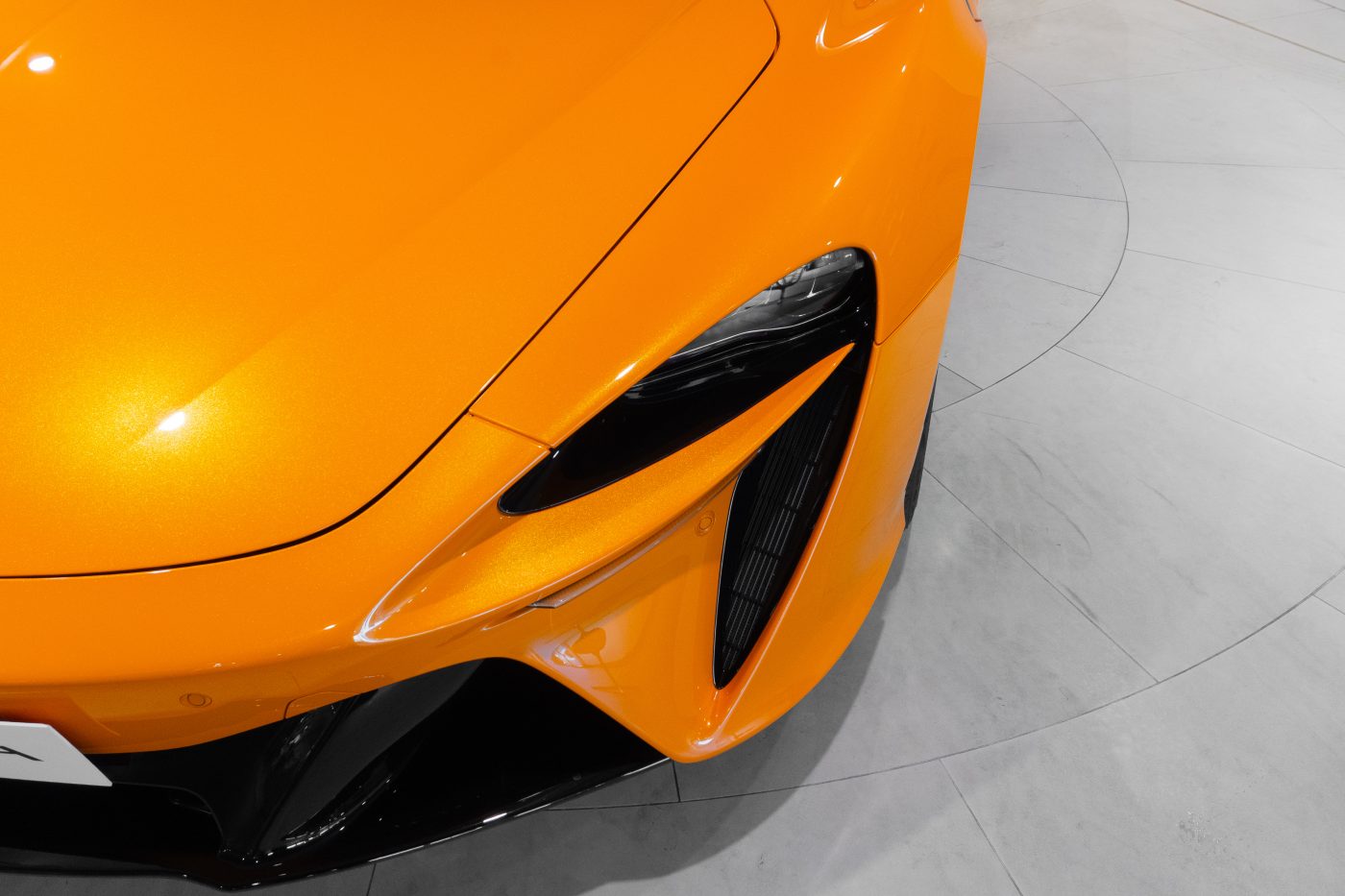 McLaren Artura Spider