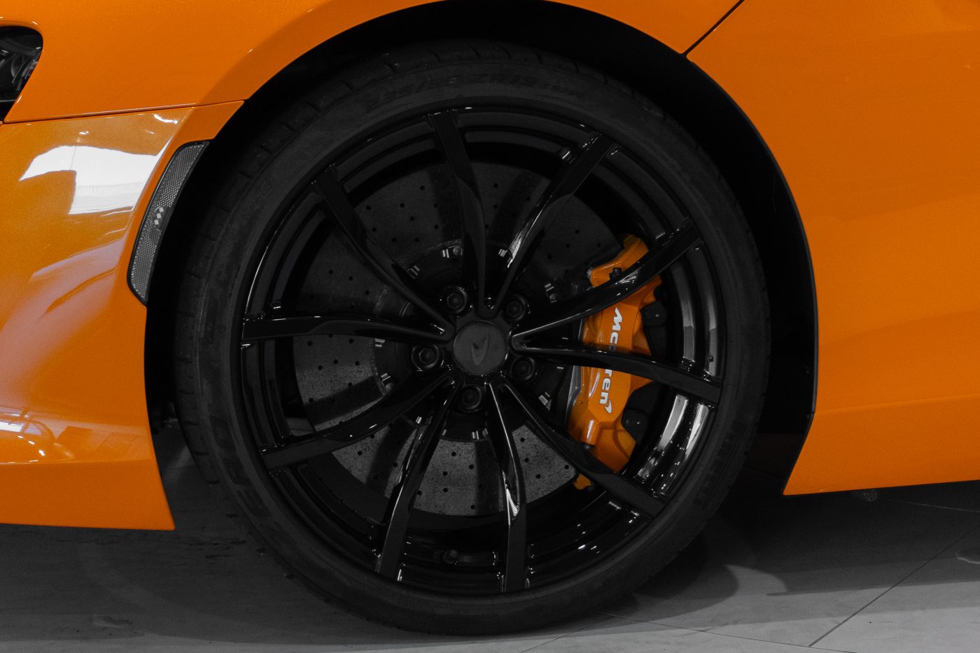 McLaren Artura Spider