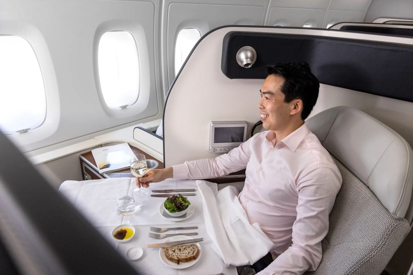 Qantas First Class Seat