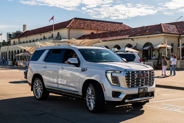 GMC Yukon Denali Bondi